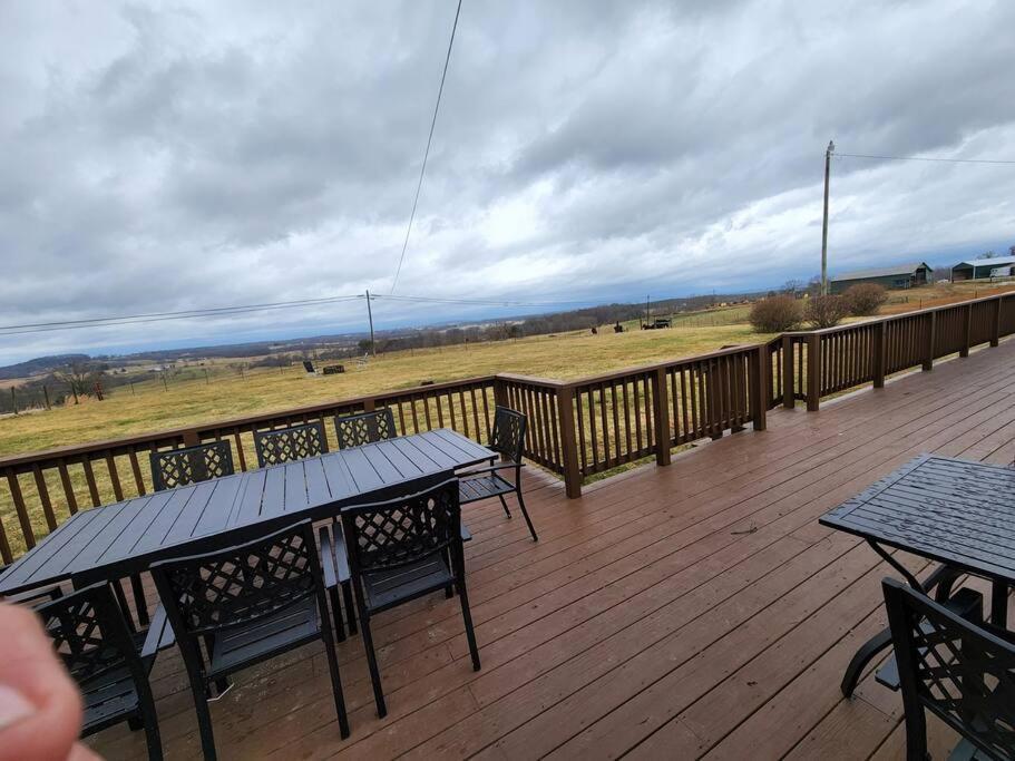 Spacious Family Farmhouse Pikeville Exterior foto